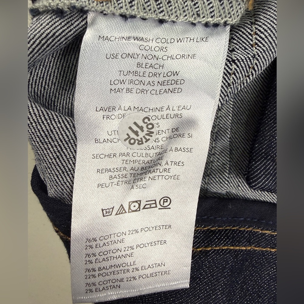 Anthropologie Pilcro Front Seam Cropped Jeans Dark Blue Size 29P Petite EUC - Picture 9 of 14